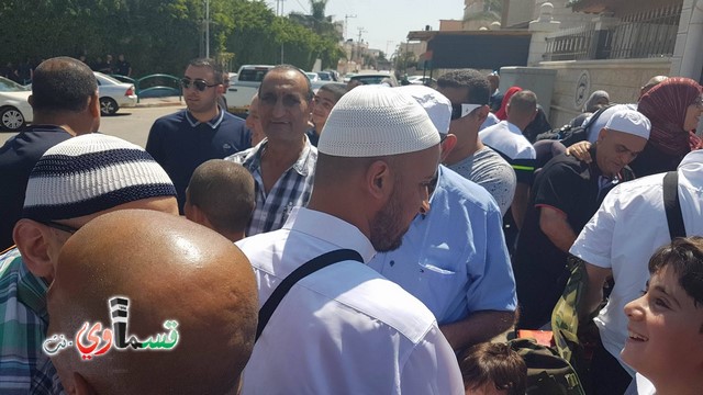 فيديو : وصول الفوج الثاني من حجاج كفر قاسم  الطائرة  والمئات من اهالي كفر قاسم في استقبالهم