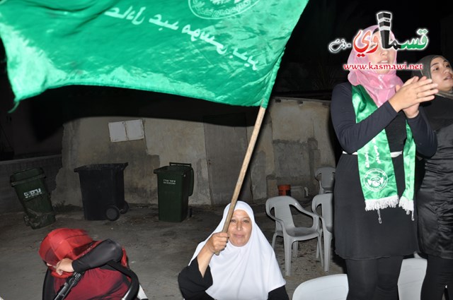 الشيخ المؤسس وعادل بدير في مضارب ال بشير ... في اجواء الفرح والسرور  