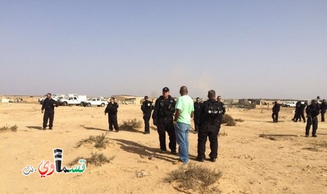 النقب: قوات الشرطة تقوم بهدم 7 منازل في قرية بير هدّاج