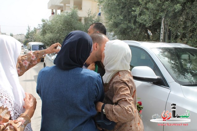 اطلاق سراح الاسير عبد القادر تلي من الطيبة بعد تسلله الى سوريا وفرحة تسود العائلة