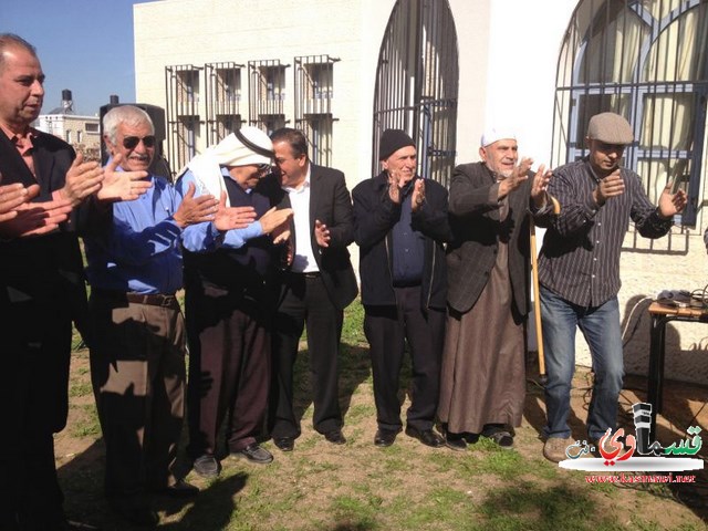بيت المسنيين في يوم ترفيهي مع الفنان فتح الله متاني ورئيس البلدية عادل بدير