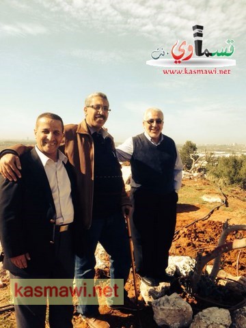 الشيخ المؤسس برفقة رئيس البلدية يتفقد  مشروع كفرقاسم 2014 جميلة وخضراء