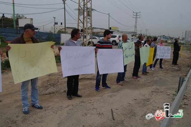 الطيبة : المئات يتظاهرون  من المثلث الجنوبي ضد حادثة اطلاق الرصاص على بيت مالك الطيبة نت 