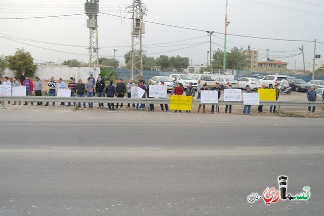 الطيبة : المئات يتظاهرون  من المثلث الجنوبي ضد حادثة اطلاق الرصاص على بيت مالك الطيبة نت 