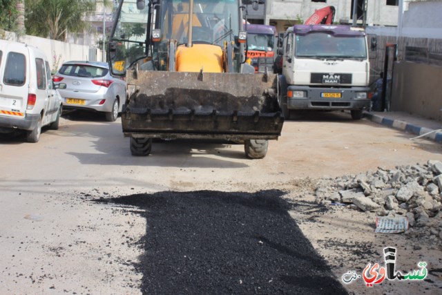 وتستمر اعمال الترميم والتطوير في شوارع كفرقاسم