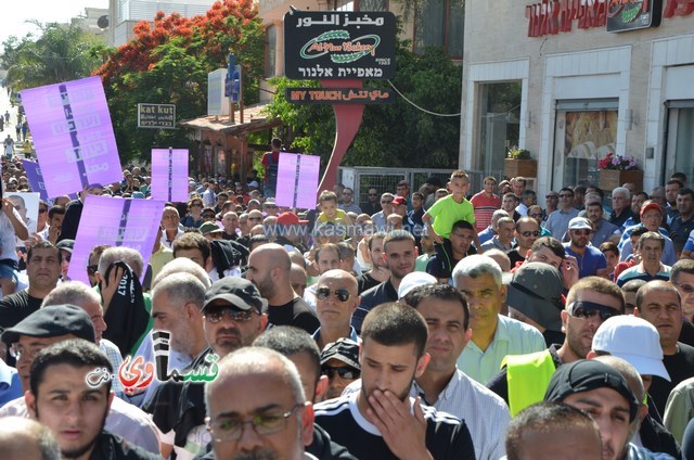  فيديو: الالاف في مظاهرة الشهيد محمد والرئيس عادل بدير  على الشرطة الاختيار محاربة كفرقاسم او عائلات الاجرام 