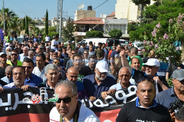  فيديو: الالاف في مظاهرة الشهيد محمد والرئيس عادل بدير  على الشرطة الاختيار محاربة كفرقاسم او عائلات الاجرام 