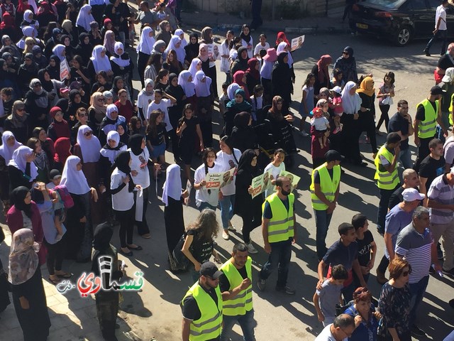  فيديو: الالاف في مظاهرة الشهيد محمد والرئيس عادل بدير  على الشرطة الاختيار محاربة كفرقاسم او عائلات الاجرام 