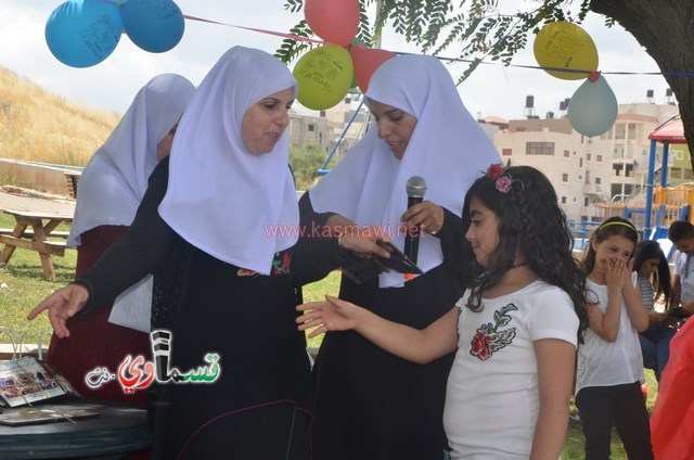 كفرقاسم- فيديو: الرئيس عادل بدير  الأوائل الدينية النواة الاولى لشيخنا المرحوم المؤسس وصرح تعليمي نفتخر به وتخريج فوج اخر في كرنفال ابداعي جمع الطلاب والأهالي