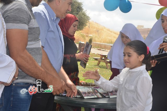 كفرقاسم- فيديو: الرئيس عادل بدير  الأوائل الدينية النواة الاولى لشيخنا المرحوم المؤسس وصرح تعليمي نفتخر به وتخريج فوج اخر في كرنفال ابداعي جمع الطلاب والأهالي