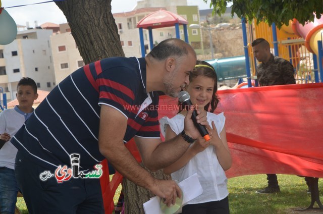 كفرقاسم- فيديو: الرئيس عادل بدير  الأوائل الدينية النواة الاولى لشيخنا المرحوم المؤسس وصرح تعليمي نفتخر به وتخريج فوج اخر في كرنفال ابداعي جمع الطلاب والأهالي