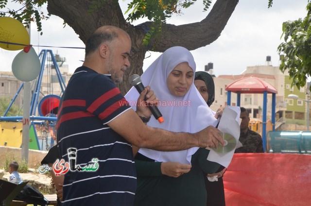 كفرقاسم- فيديو: الرئيس عادل بدير  الأوائل الدينية النواة الاولى لشيخنا المرحوم المؤسس وصرح تعليمي نفتخر به وتخريج فوج اخر في كرنفال ابداعي جمع الطلاب والأهالي