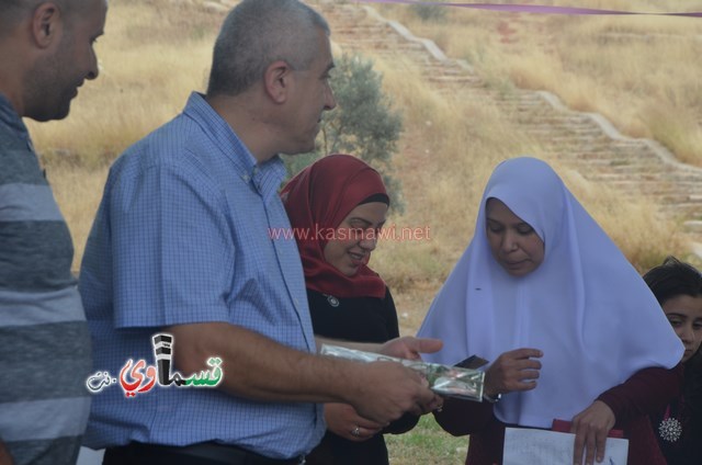 كفرقاسم- فيديو: الرئيس عادل بدير  الأوائل الدينية النواة الاولى لشيخنا المرحوم المؤسس وصرح تعليمي نفتخر به وتخريج فوج اخر في كرنفال ابداعي جمع الطلاب والأهالي