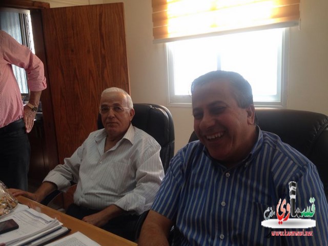  طلاب جنة بن رشد يُهنئون في معايدة لرئيس البلدية المحامي عادل بدير