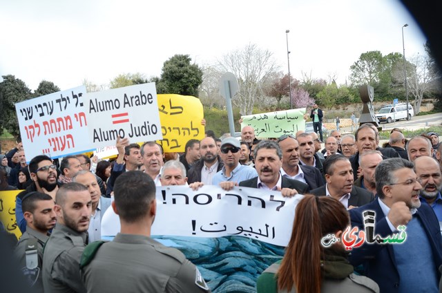 فيديو: كلمة الرئيس عادل بدير امام الكنسيت   سنشارك في كل عمل نضالي يساعدنا في وقف الهجمة المسعورة  ووفد متواضع يشاركون في المظاهرة امام مكتب رئيس الحكومة ضد سياسة الهدم