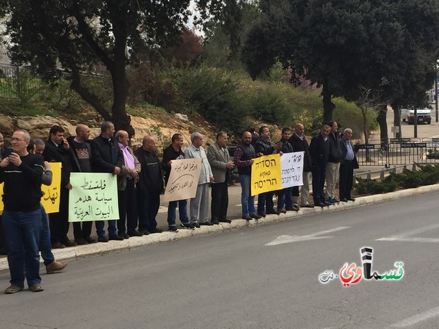 فيديو: كلمة الرئيس عادل بدير امام الكنسيت   سنشارك في كل عمل نضالي يساعدنا في وقف الهجمة المسعورة  ووفد متواضع يشاركون في المظاهرة امام مكتب رئيس الحكومة ضد سياسة الهدم