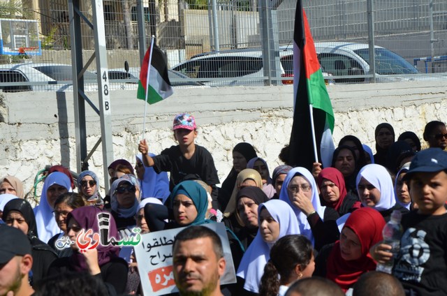  فيديو: الالاف في مظاهرة الشهيد محمد والرئيس عادل بدير  على الشرطة الاختيار محاربة كفرقاسم او عائلات الاجرام 