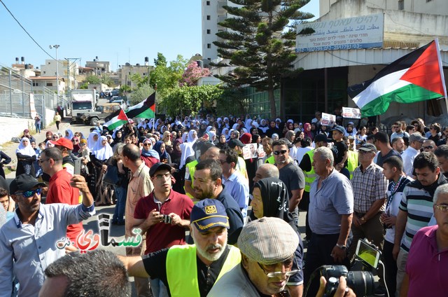  فيديو: الالاف في مظاهرة الشهيد محمد والرئيس عادل بدير  على الشرطة الاختيار محاربة كفرقاسم او عائلات الاجرام 