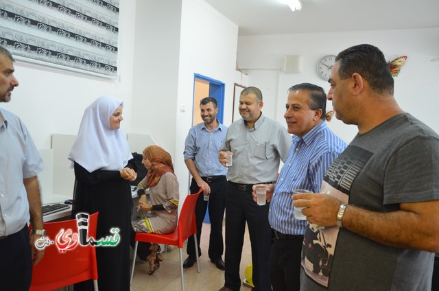 كفرقاسم- فيديو : رئيس البلدية عادل بدير والاستاذ وليد طه يفتتحون العام الدراسي باتقان وسط  فرحة عارمة للطلاب والاهالي 